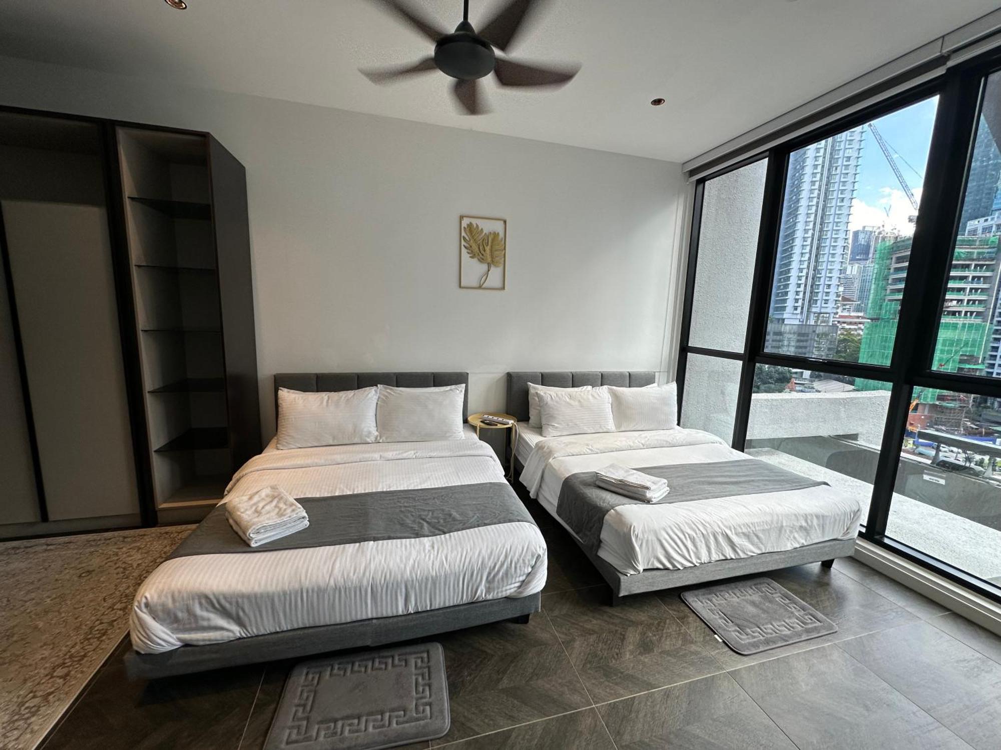 Scarletz Suites Klcc By Numa Куала Лумпур Екстериор снимка
