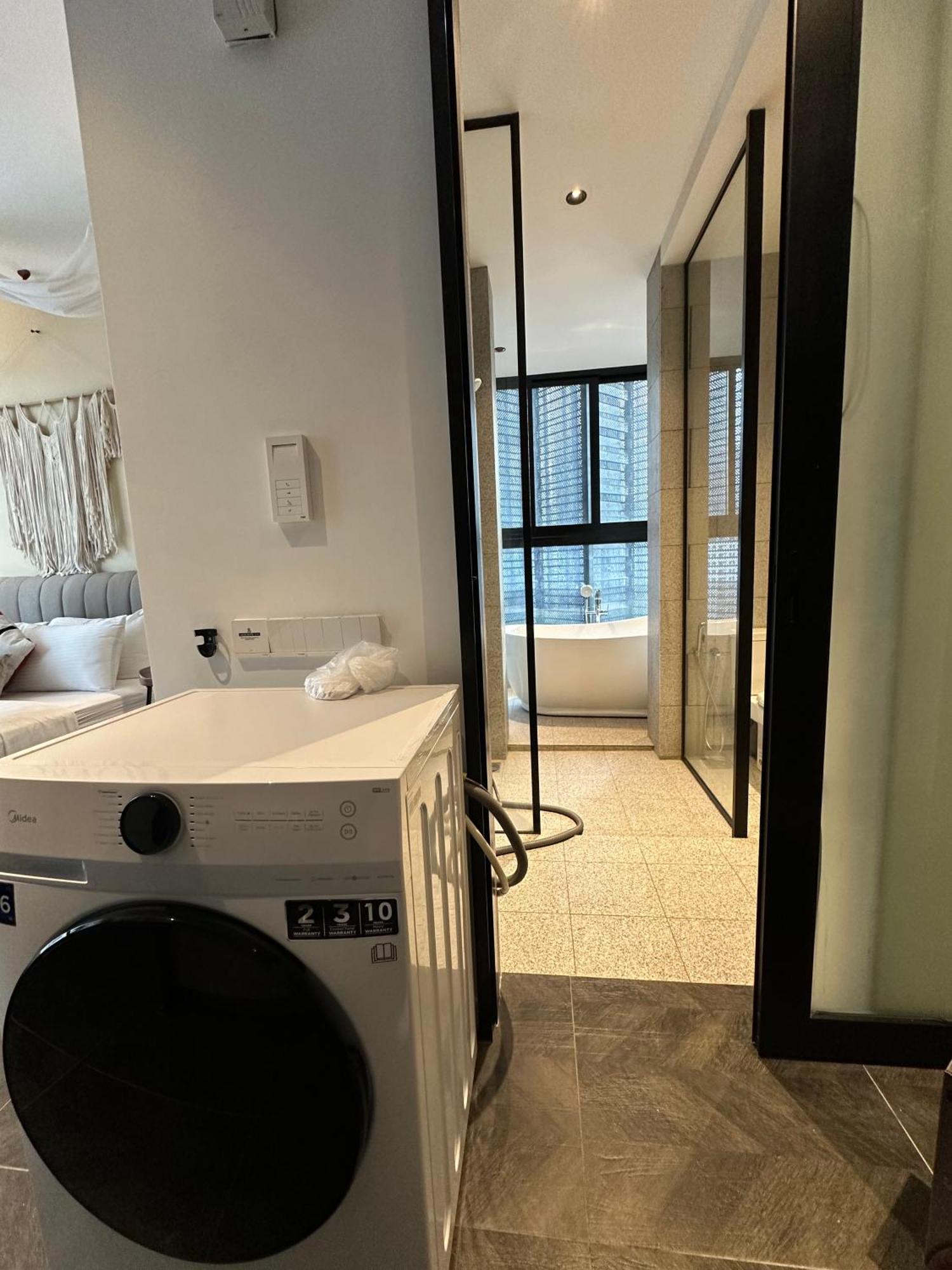 Scarletz Suites Klcc By Numa Куала Лумпур Екстериор снимка