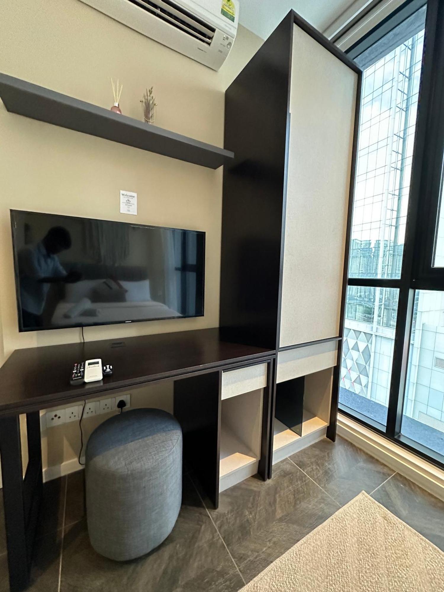 Scarletz Suites Klcc By Numa Куала Лумпур Екстериор снимка