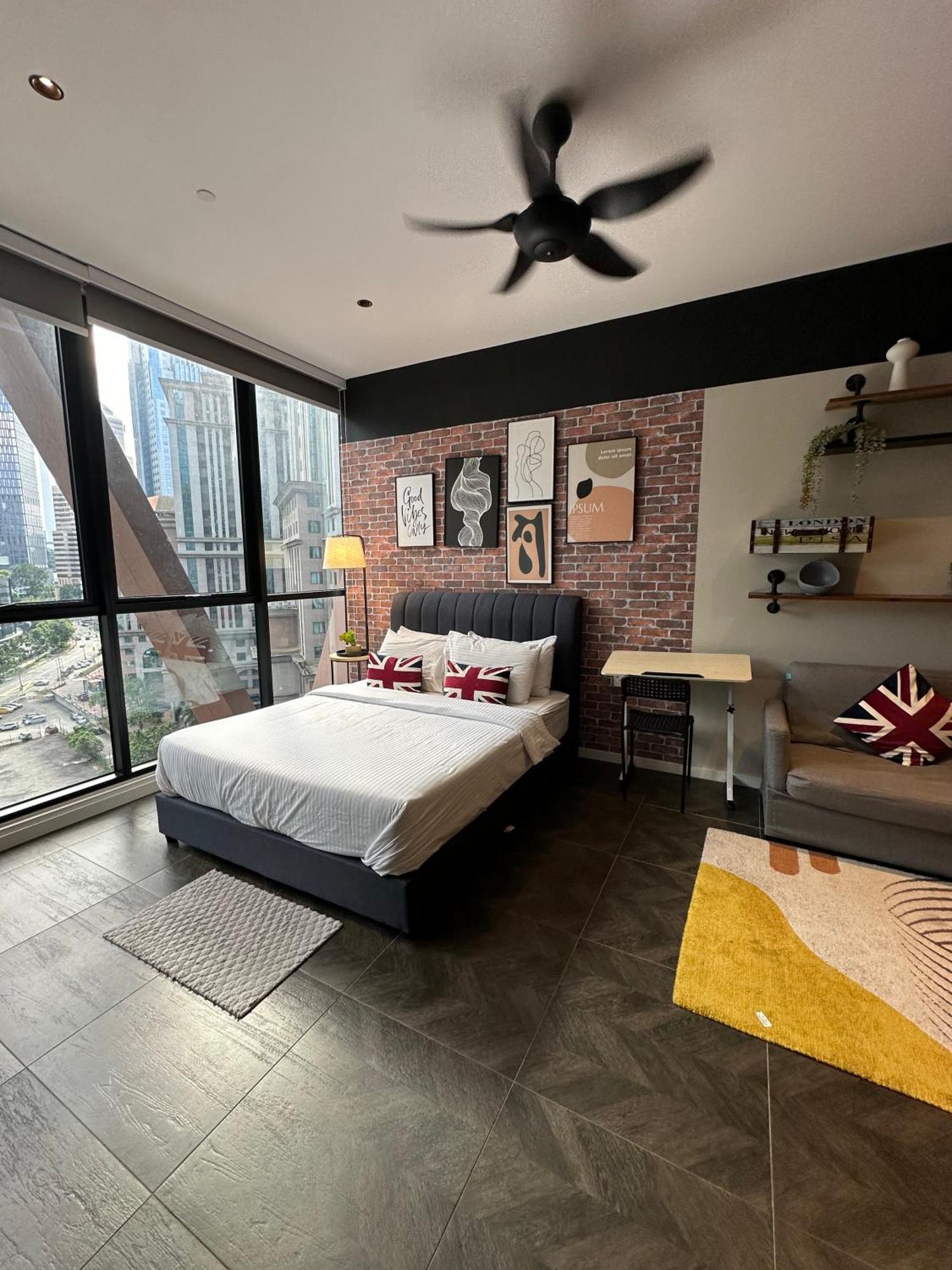 Scarletz Suites Klcc By Numa Куала Лумпур Екстериор снимка