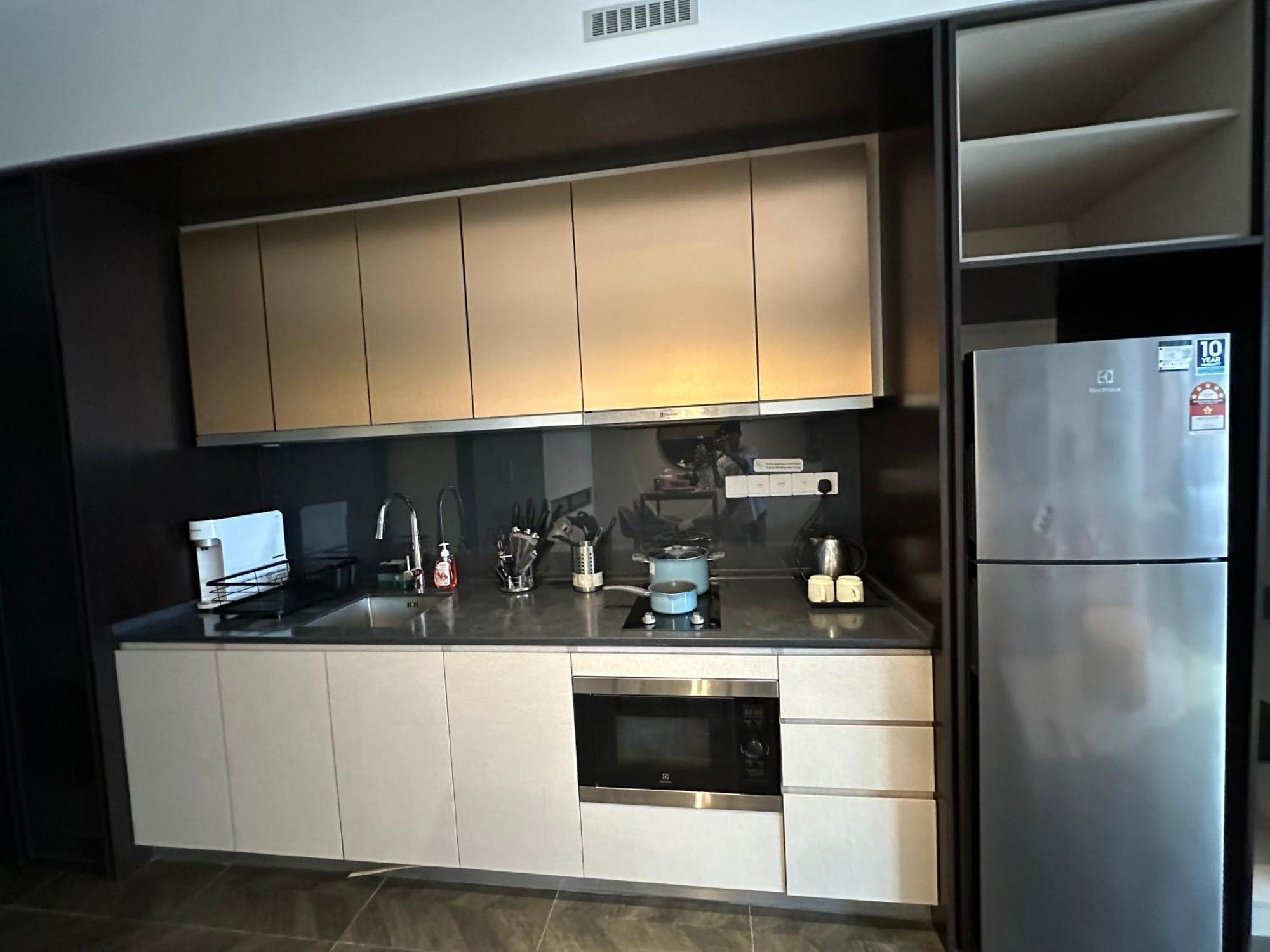 Scarletz Suites Klcc By Numa Куала Лумпур Екстериор снимка
