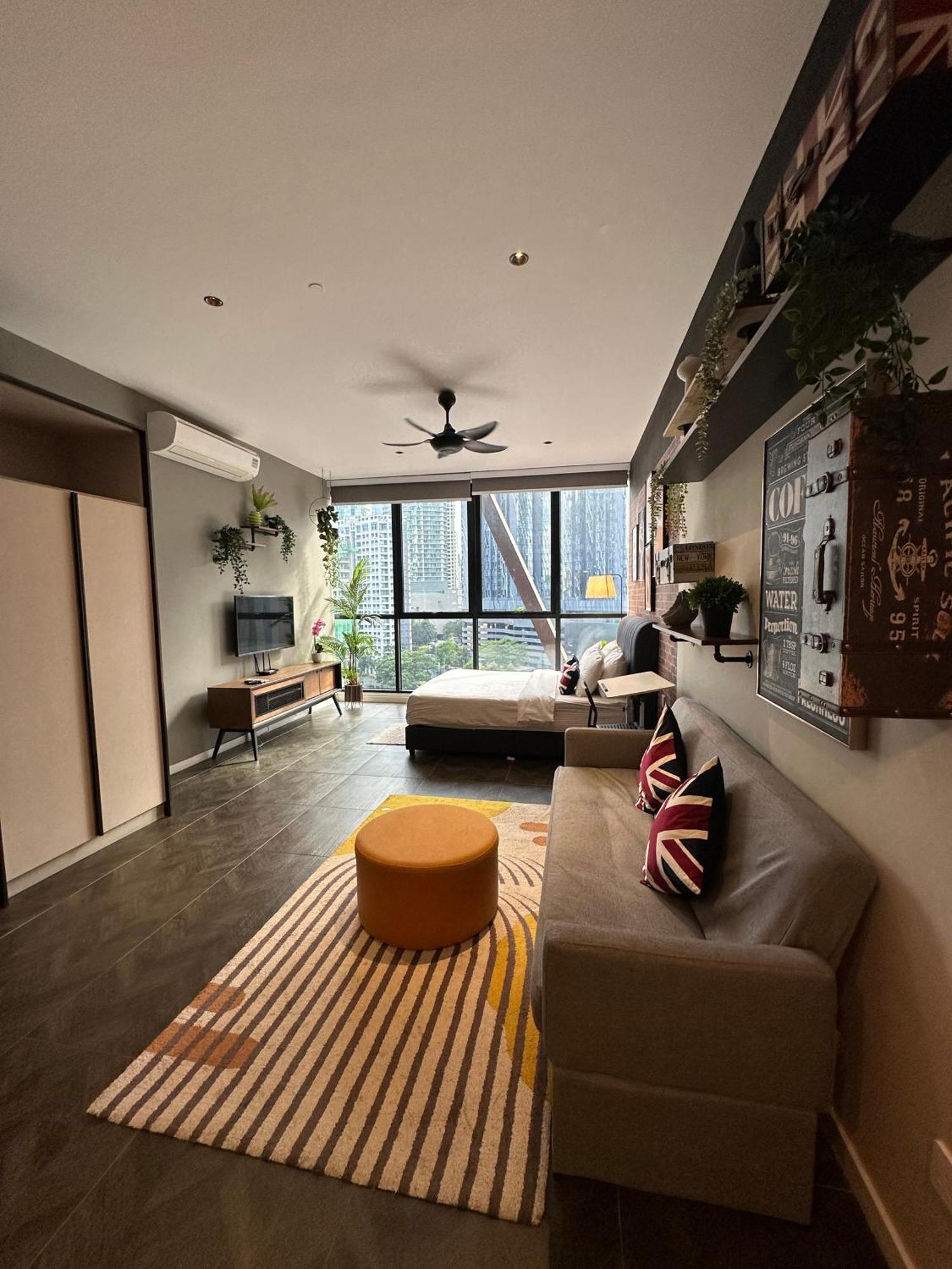 Scarletz Suites Klcc By Numa Куала Лумпур Екстериор снимка